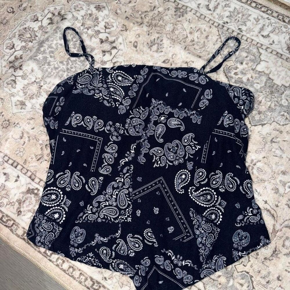 Unbranded Women's Navy and Blue Crop-top